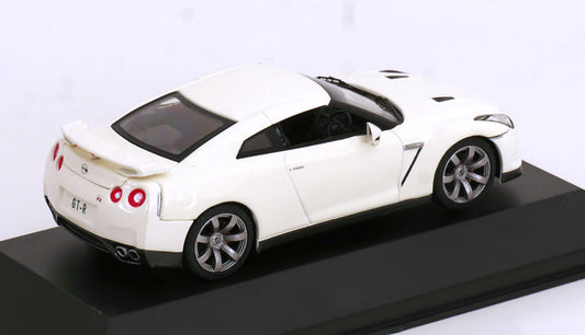 Nissan GT-R (R35) 2008 - 1:43 First 43