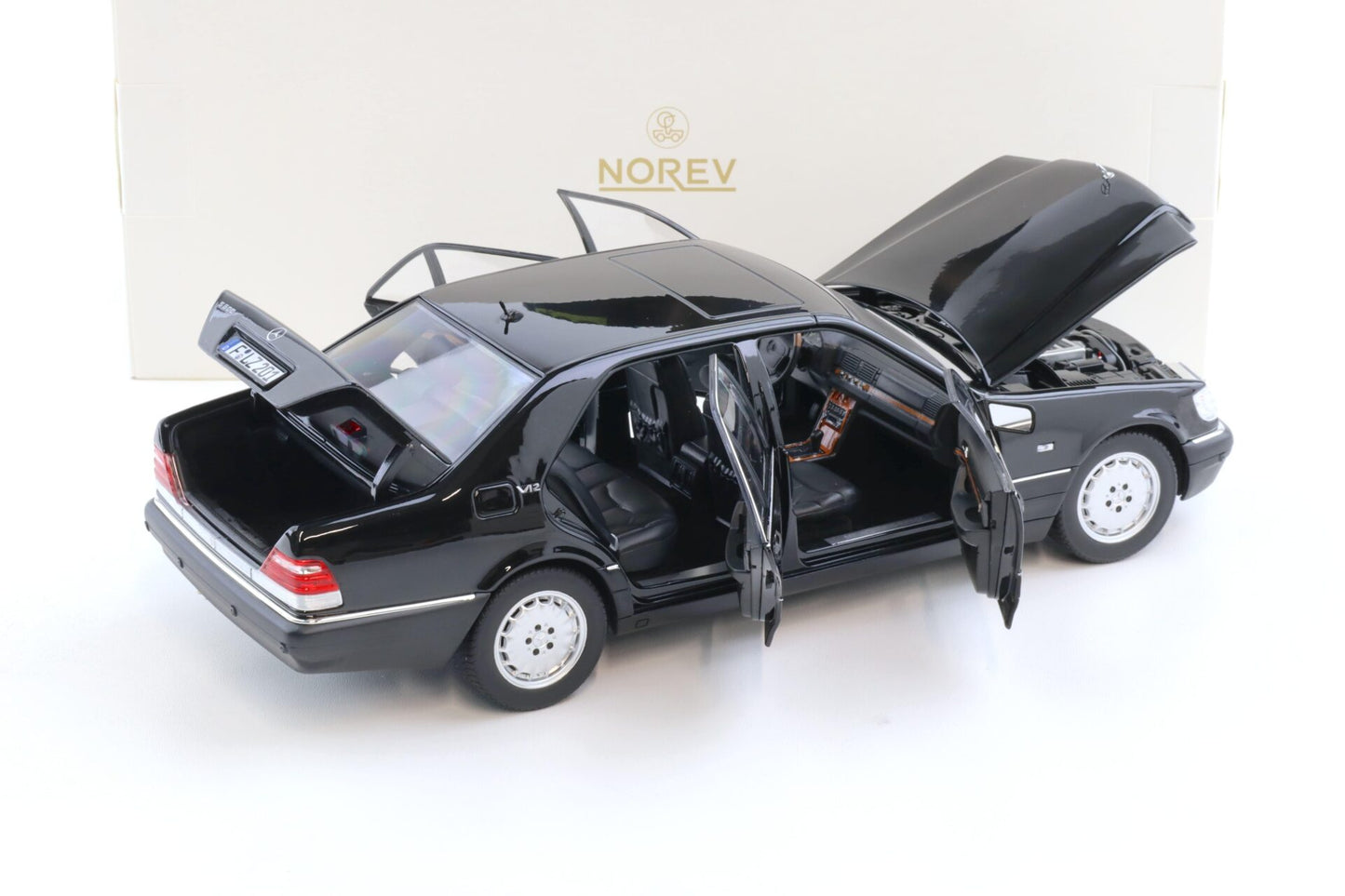 Mercedes S-Klasse S600 W140 Limousine 1997 - 1:18 Norev