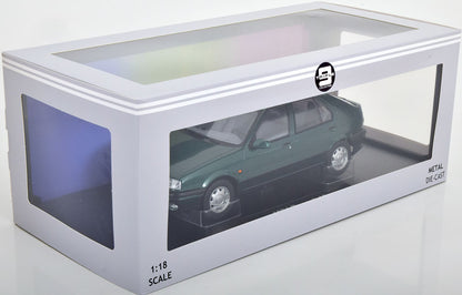 Renault 19 1994  -  1/18 Triple 9
