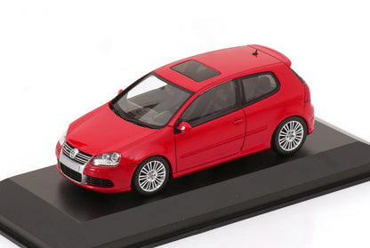 VW (Golf) 5 R32 2005 -  1/43  Maxichamps