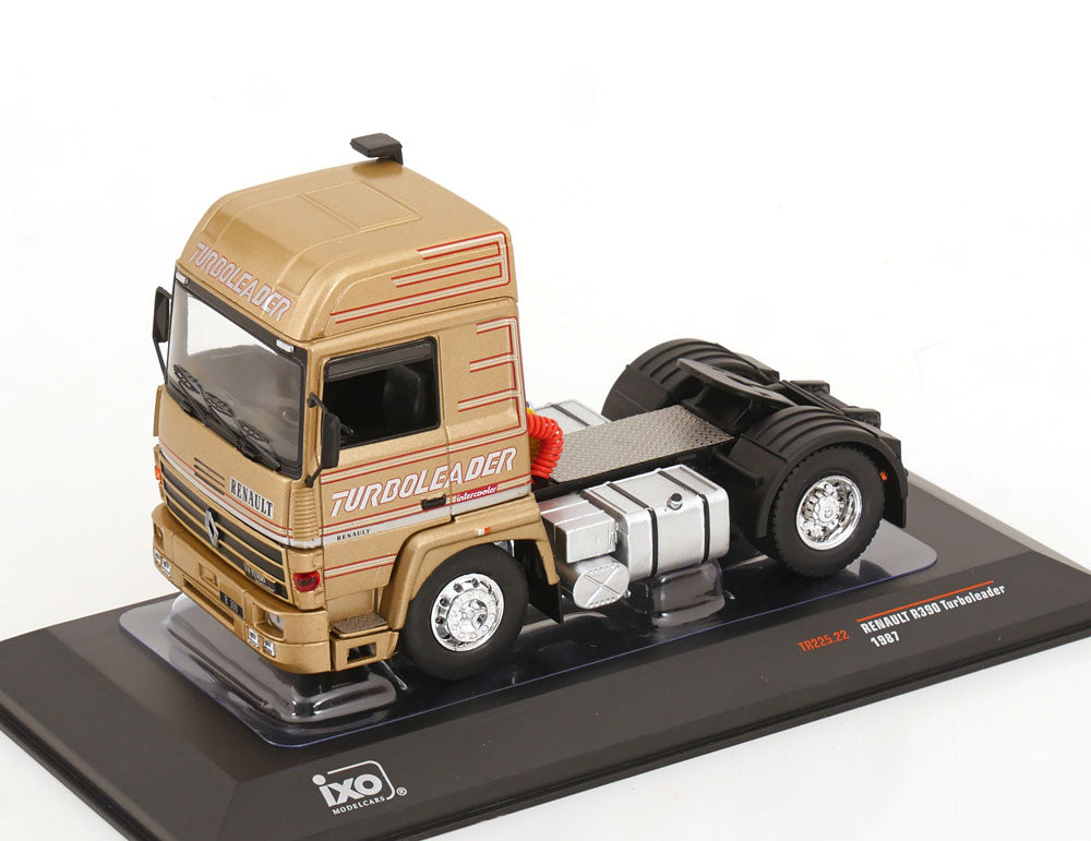 Renault R390 Turboleader towing 1987  -  1/43  Ixo