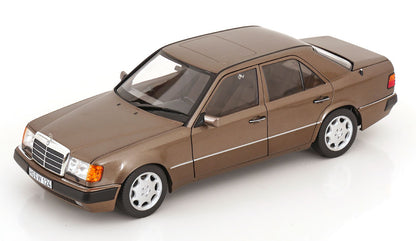 Mercedes 500 E W124 1990 -  1/18  Norev