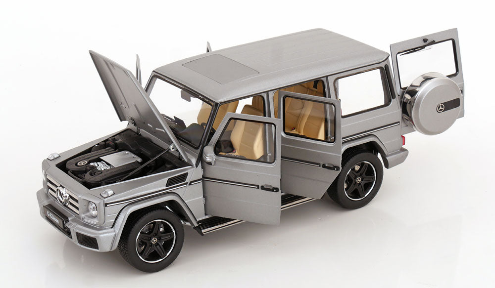 Mercedes-Benz Classe G (W463) -  1:18 iScale