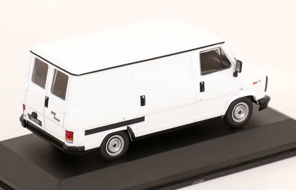 Fiat Ducato 1982  -  1/43 ixo