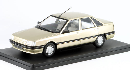 Renault 21 1986 -  1:24 WhiteBox