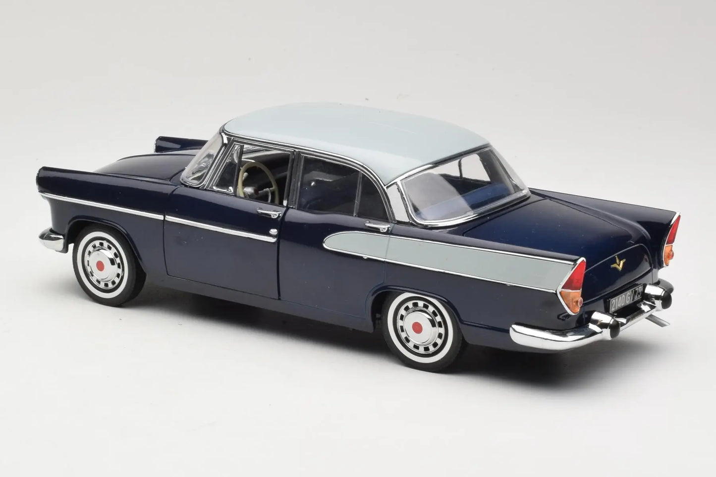 Simca Beaulieu 1958  -   1/18 Norev