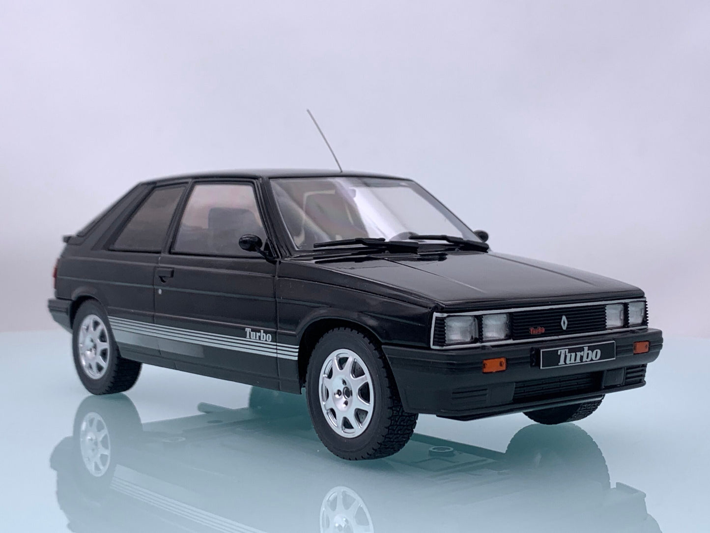 Renault 11 Turbo - Ixo 1:18