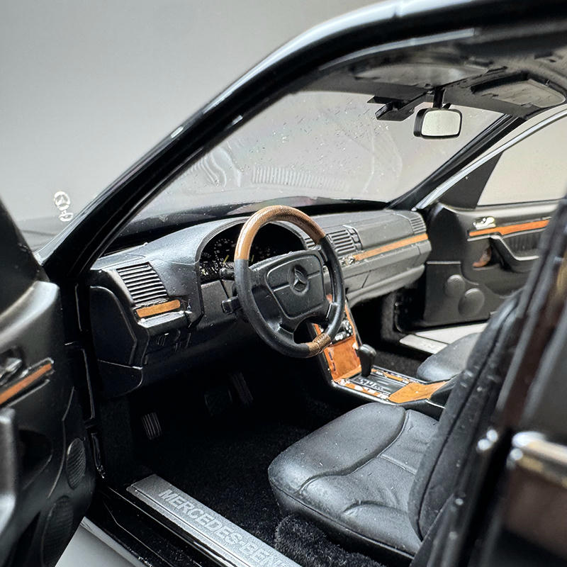 Mercedes S-Klasse S600 W140 Limousine 1997 -  1:18 Norev