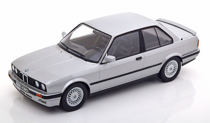 BMW 325i E30 M-Paket 1 1987 -  1/18 kK Scale