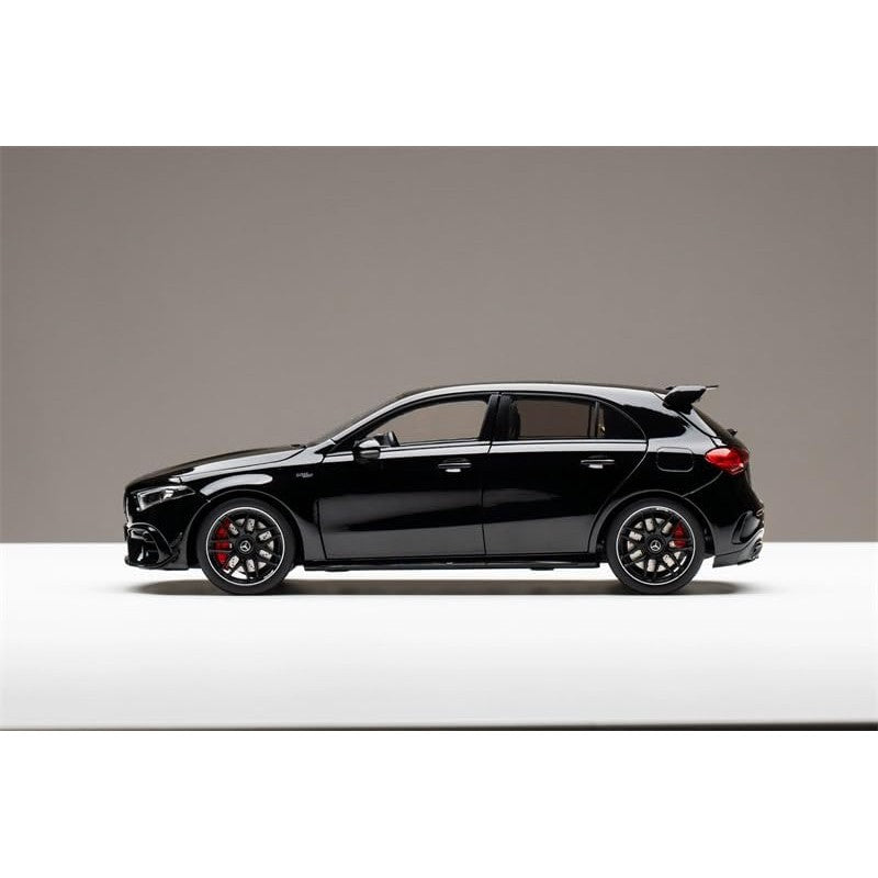 Mercedes-Benz AMG A 45 S 4Matic -  1:18 NZG