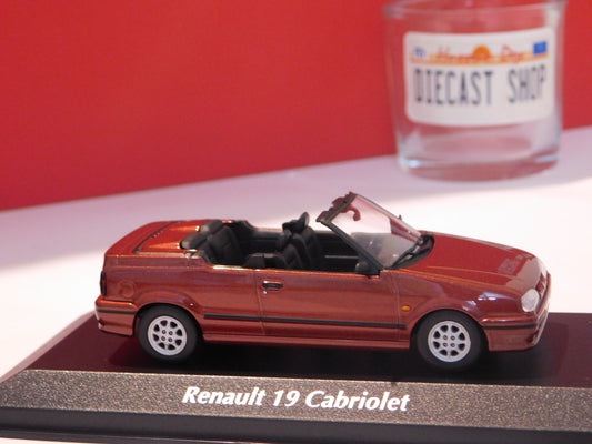 Renault 19 Cabriolet - 1/43 Maxichamps