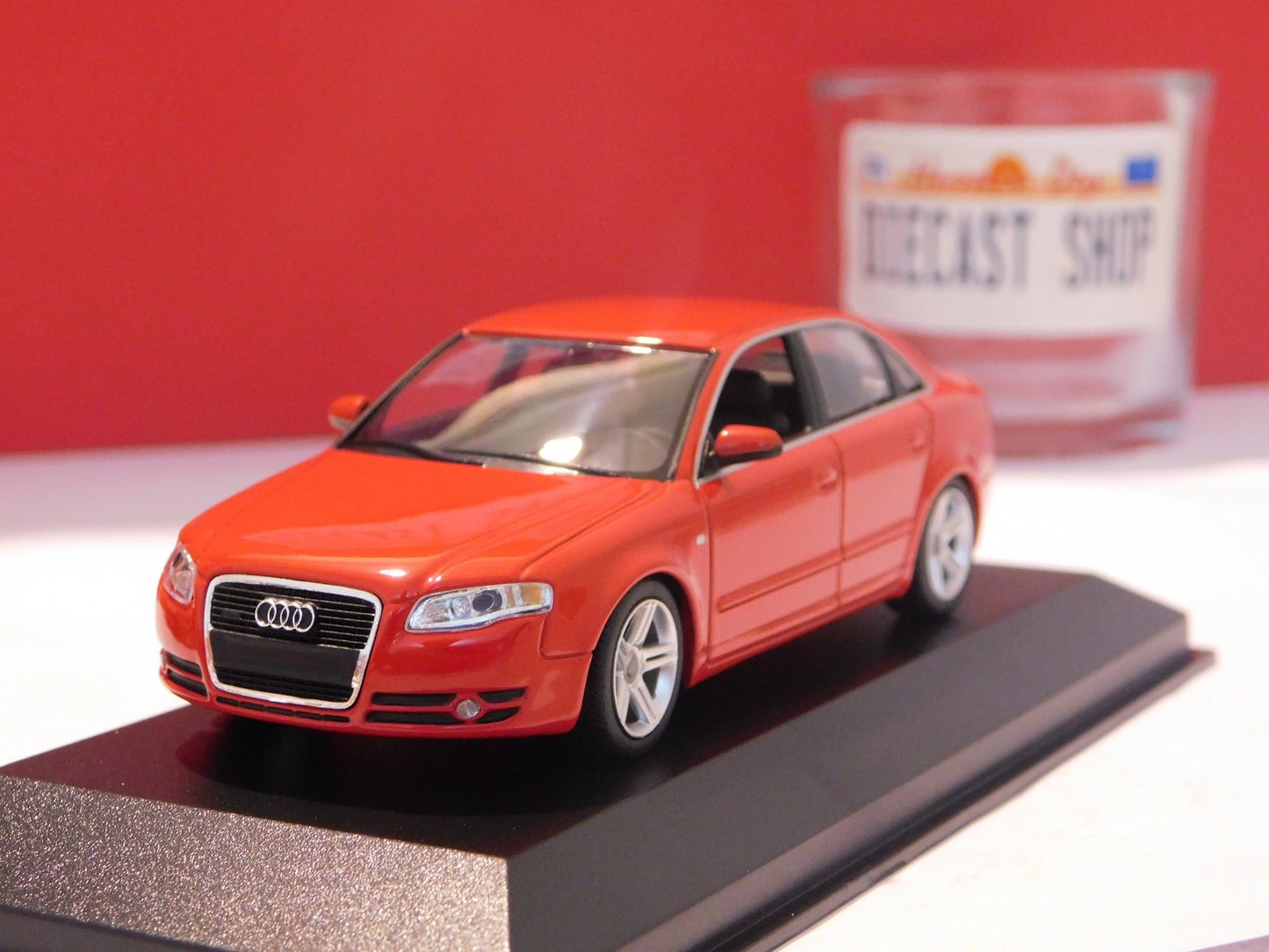 Audi A4 - 1/43 Maxichamps