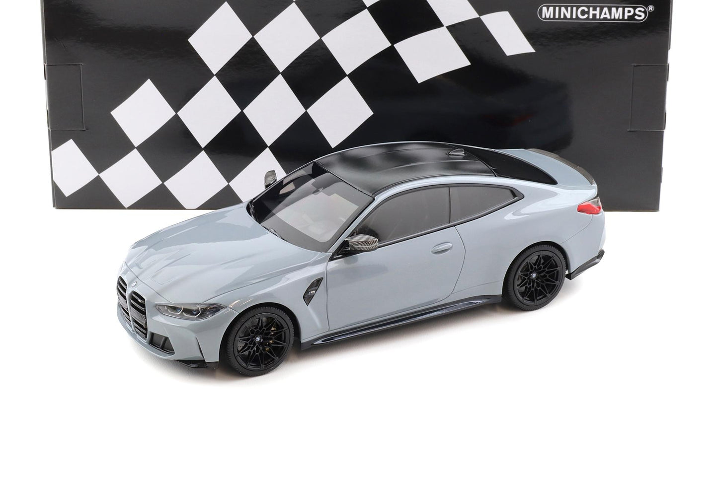 BMW M4 (G82) Coupe 2020 - Minichamps  1:18