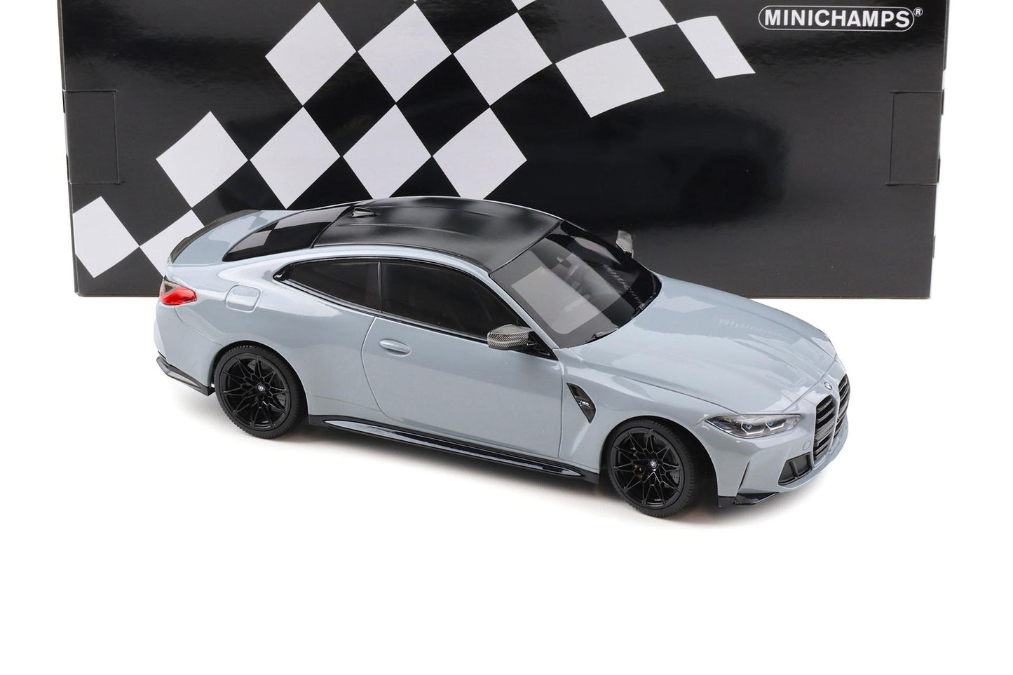 BMW M4 (G82) Coupe 2020 - Minichamps  1:18