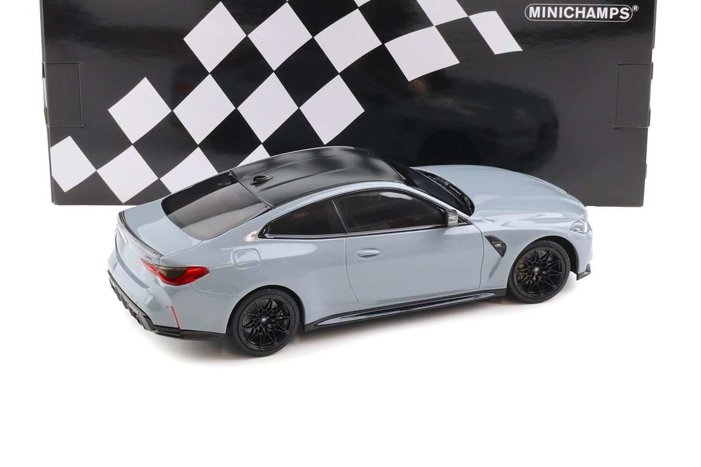 BMW M4 (G82) Coupe 2020 - Minichamps  1:18