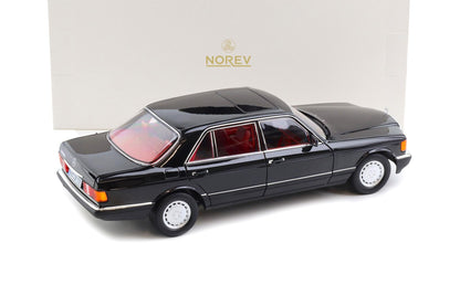 Mercedes 560 SEL W126 Limousine 1991 -  1:18  Norev