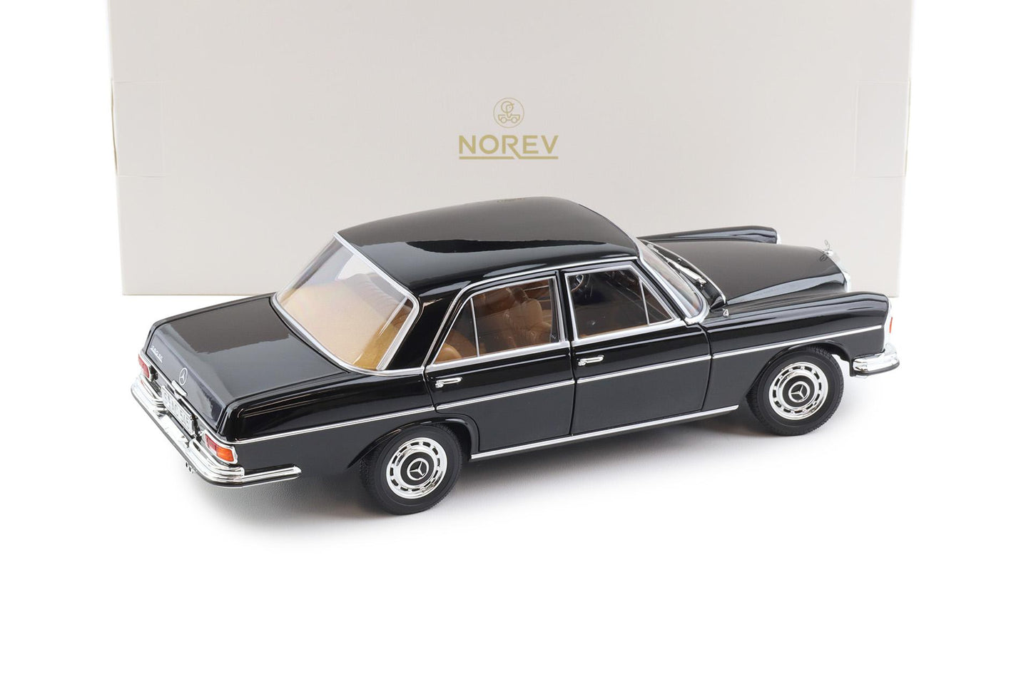 Mercedes 280 SE Limousine W108 - 1:18 Norev