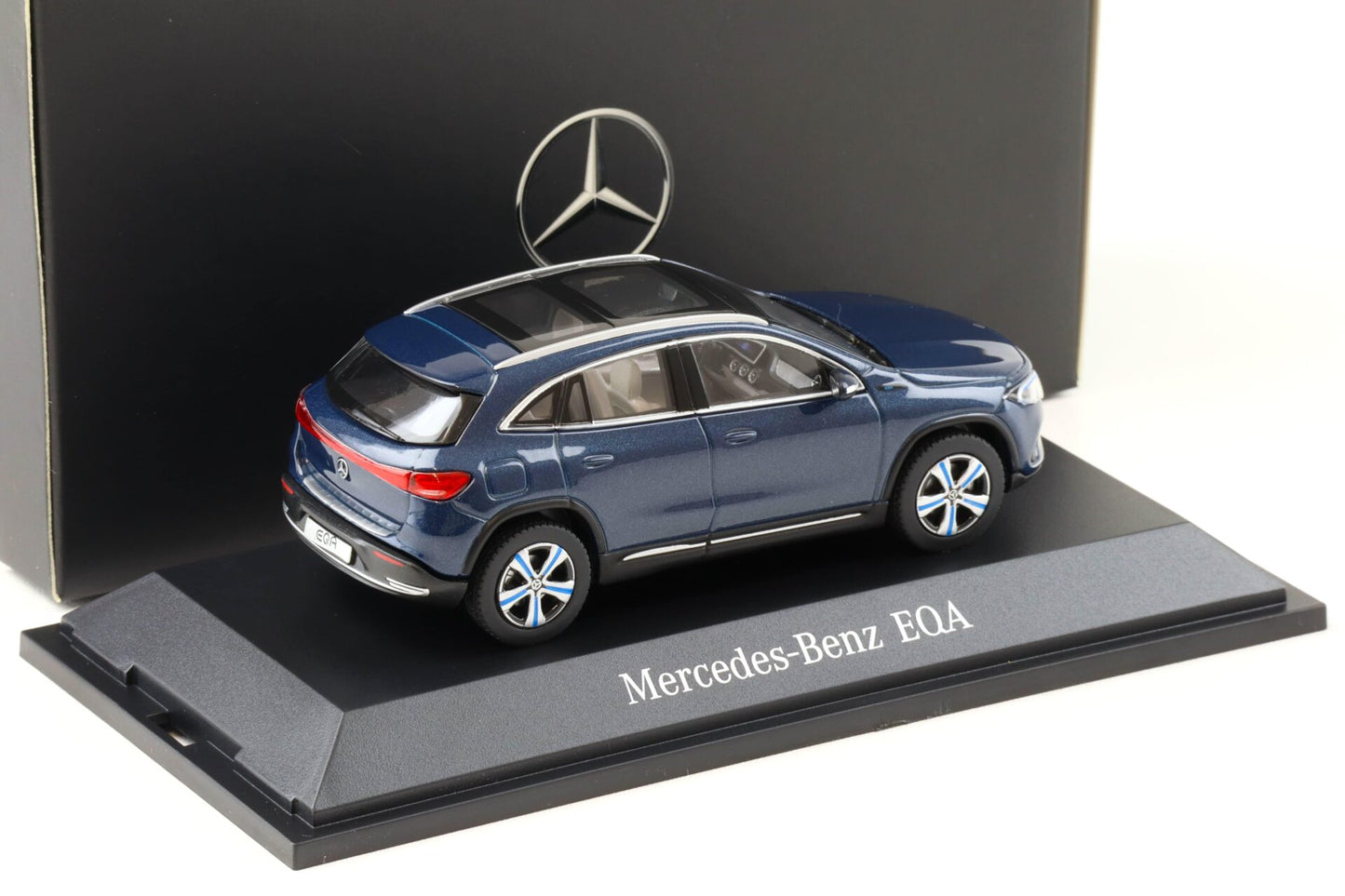 Mercedes EQA H243 2021 - 1:43 Herpa