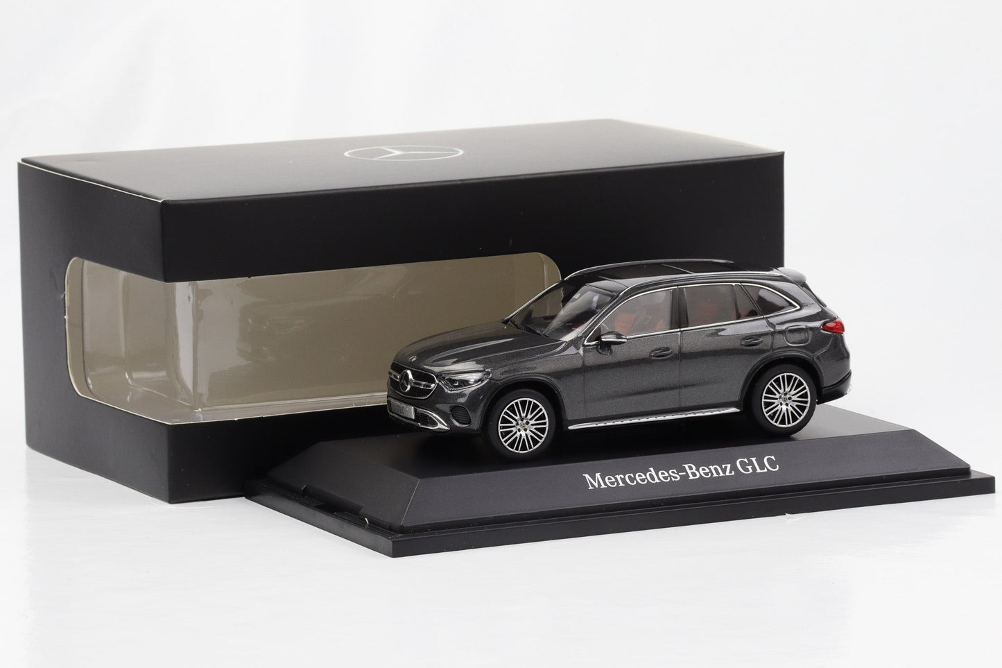 Mercedes Benz  GLC (X254) -  1:43  iScale