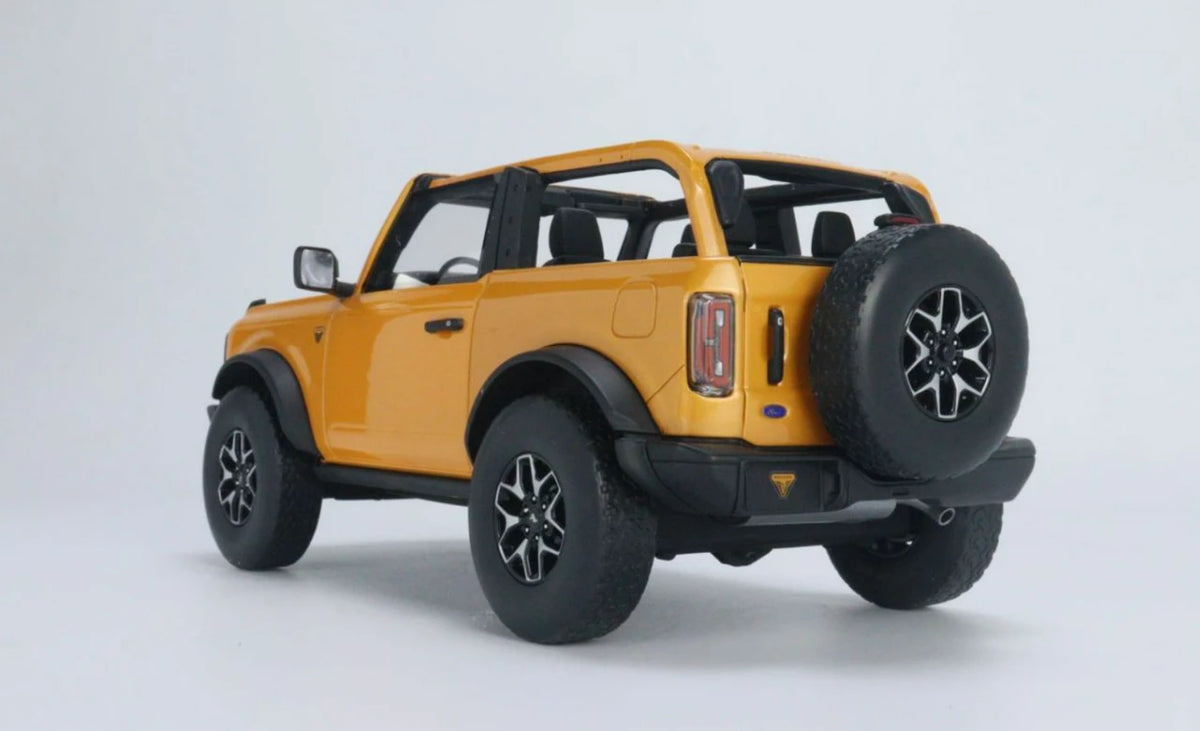 Ford Bronco - 1:18 GT SPIRIT