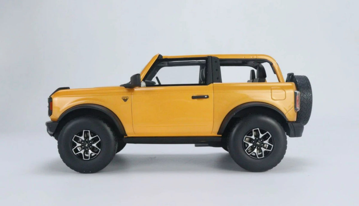 Ford Bronco - 1:18 GT SPIRIT