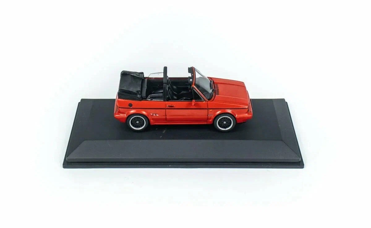 Volkswagen Golf I Cabriolet Sportline  1992 -  1:43 Solido