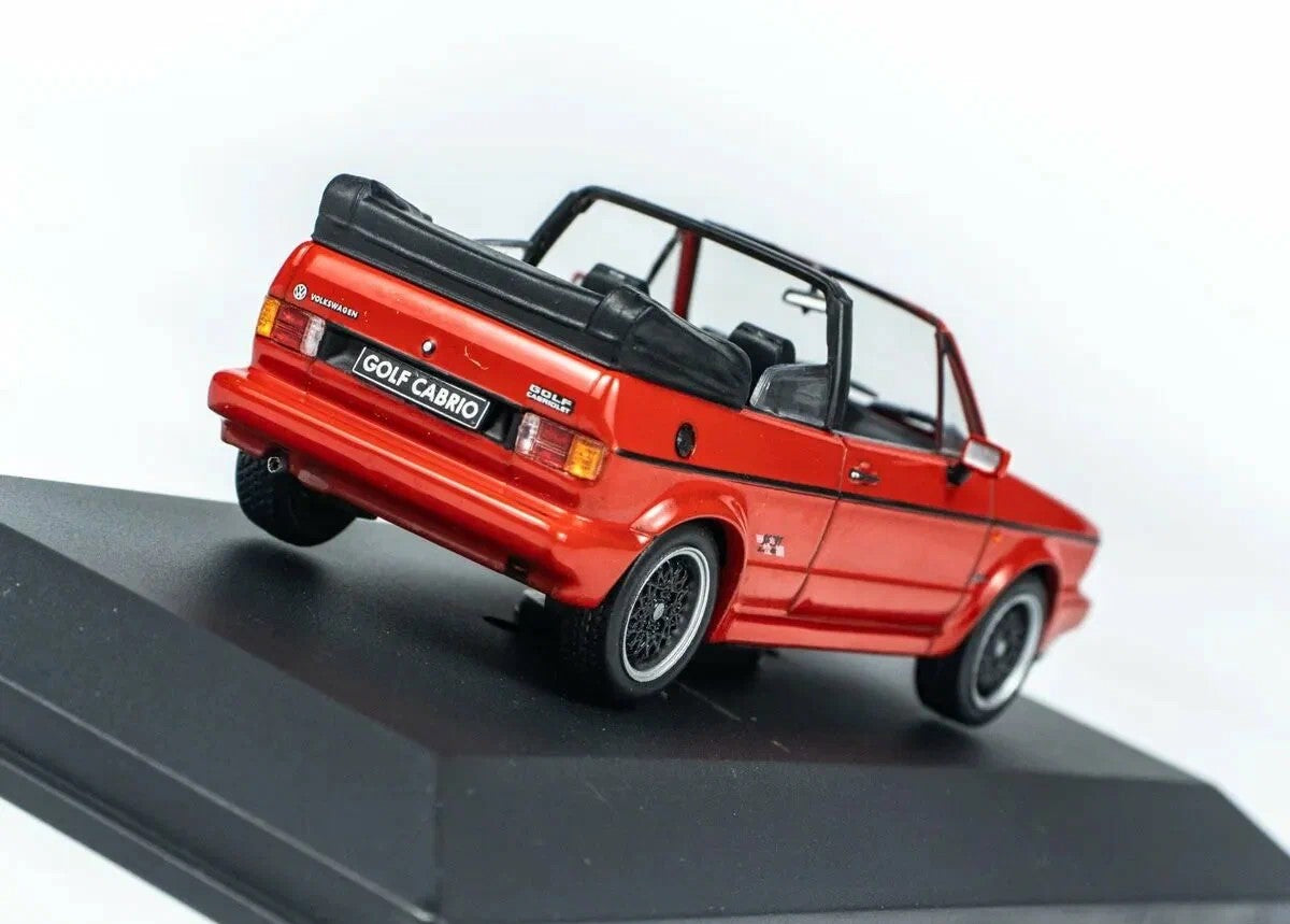 Volkswagen Golf I Cabriolet Sportline  1992 -  1:43 Solido
