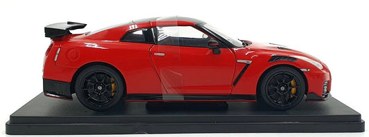 Nissan GT-R Nismo - 1:24 WhiteBox