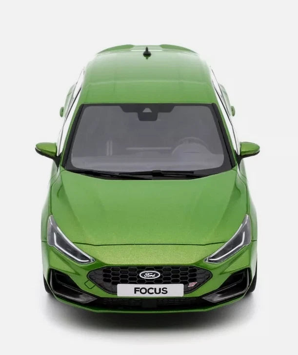 Ford Focus ST - MCG 1:18