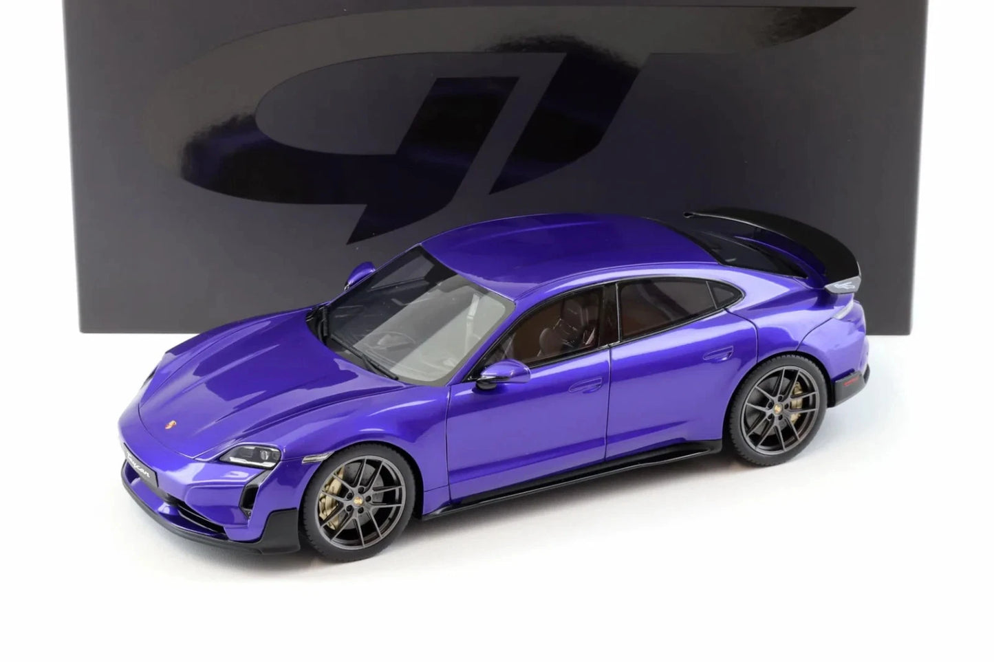Porsche Taycan Turbo GT - 1:18 GT Spirit