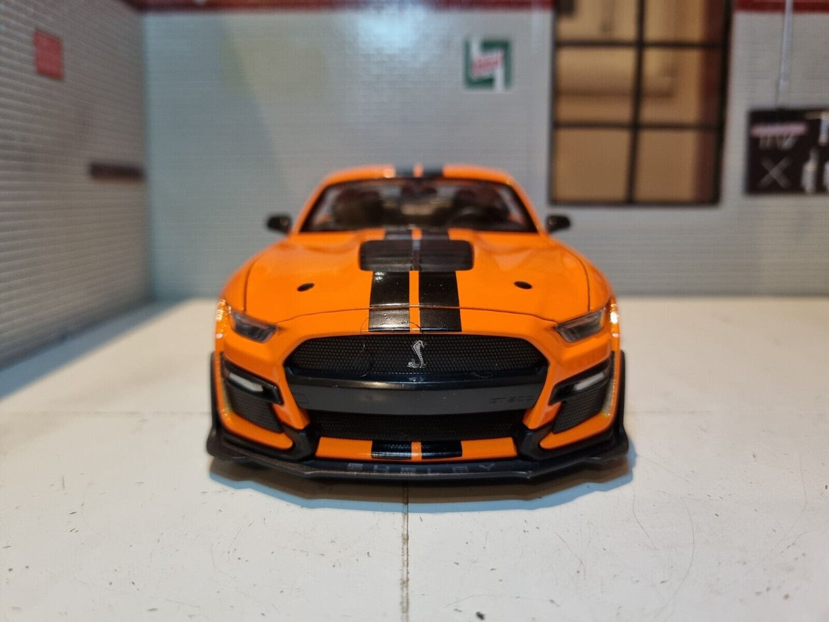 Ford Mustang Shelby - 1:24 Maisto