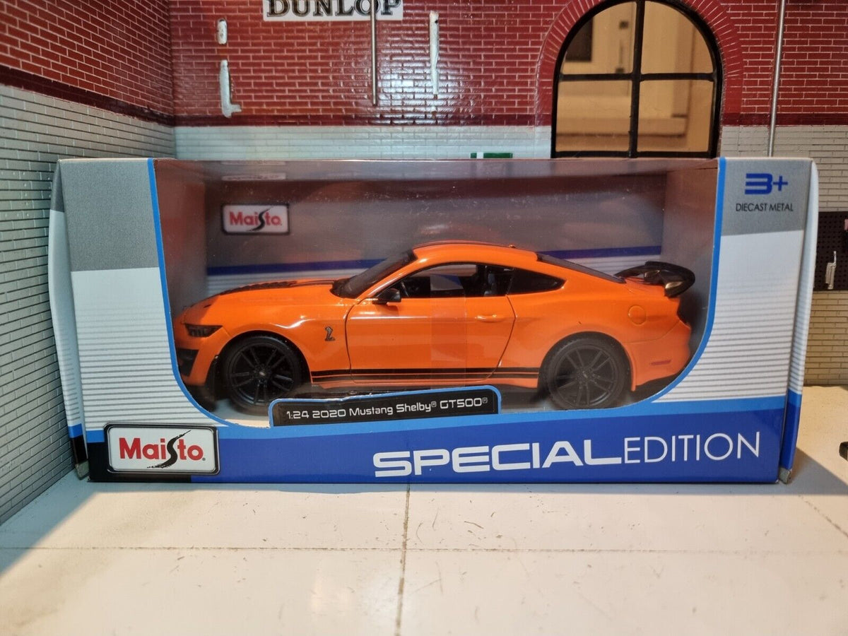 Ford Mustang Shelby - 1:24 Maisto