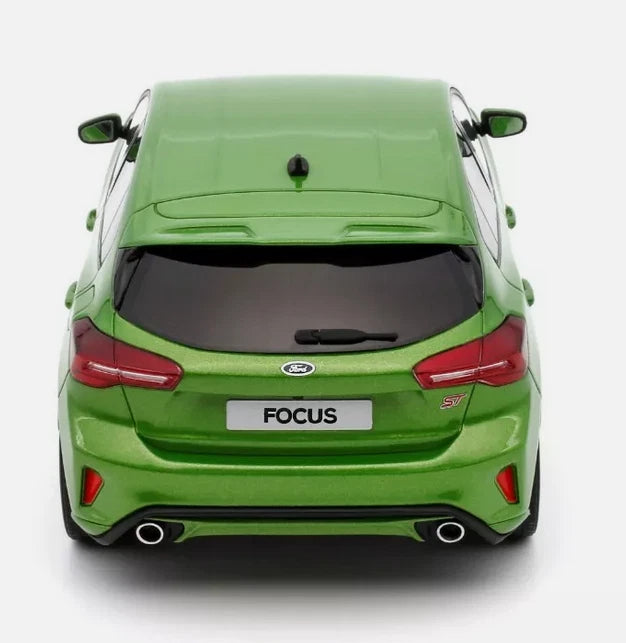 Ford Focus ST - MCG 1:18