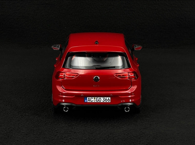 Golf 8 GTi - 1:18 Norev