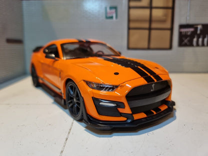 Ford Mustang Shelby - 1:24 Maisto