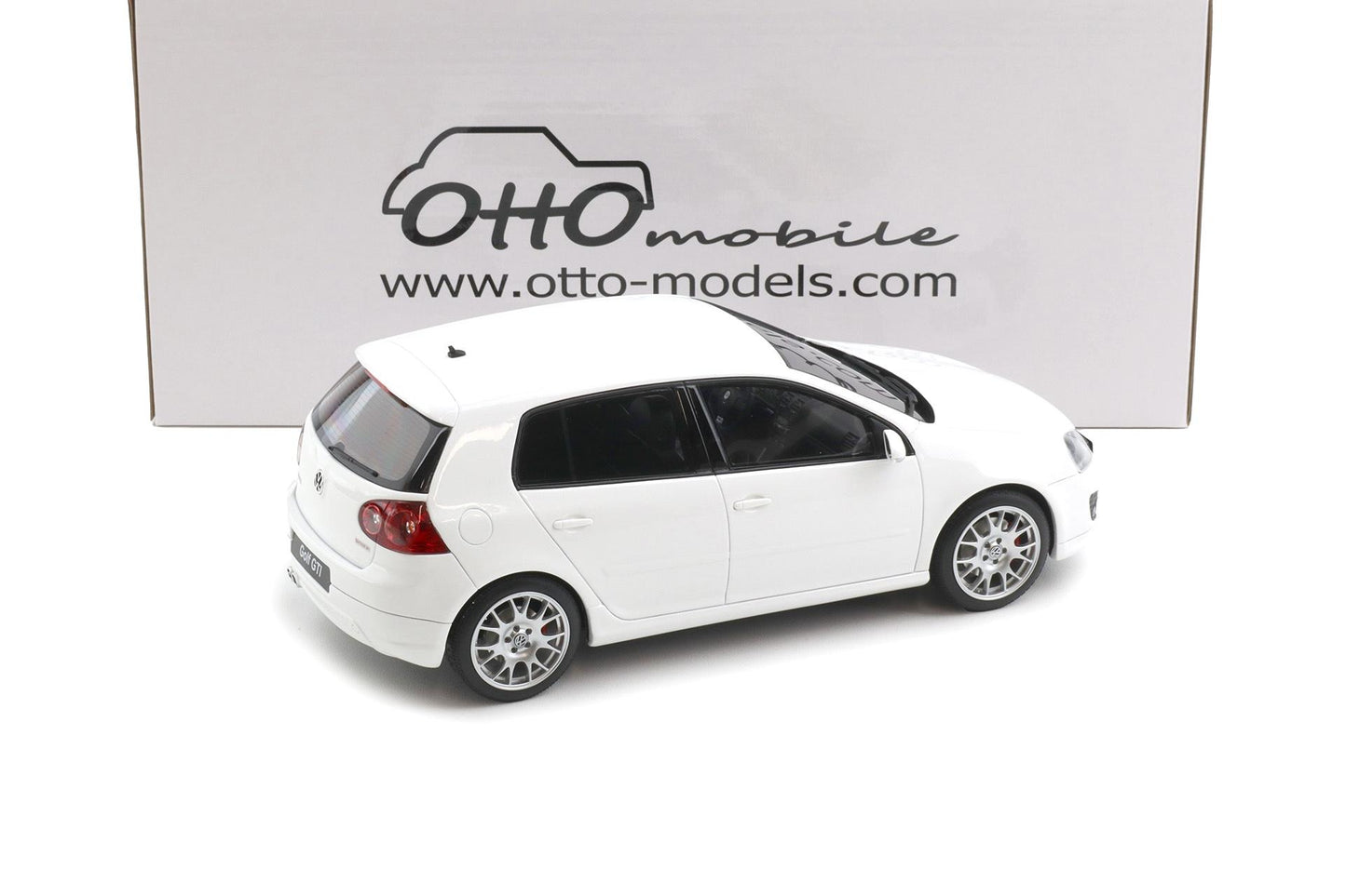 Volkswagen Golf 5 GTi - 1:18 Otto