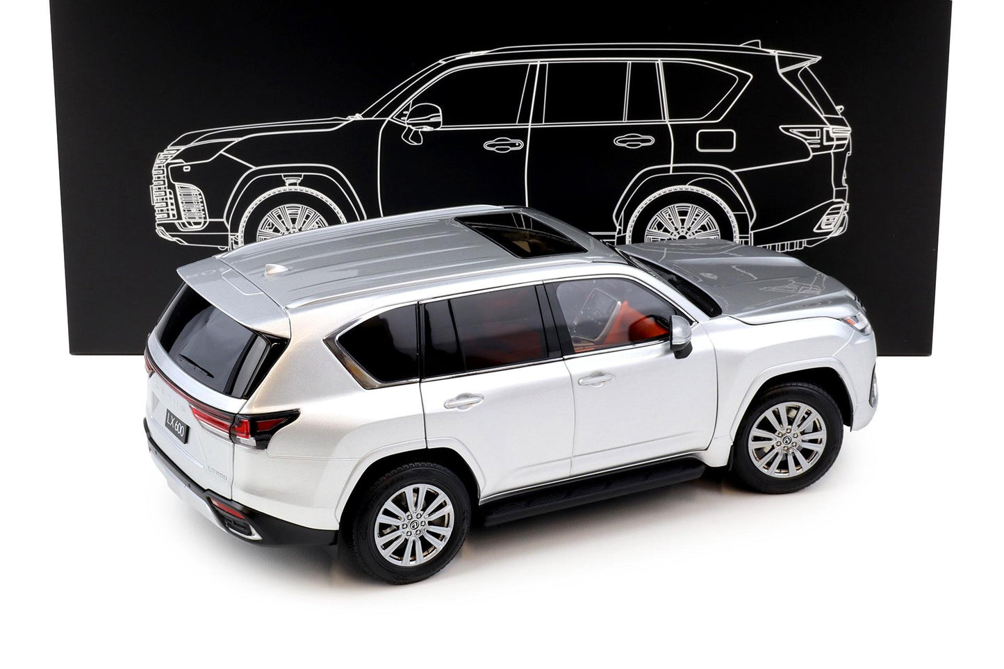 Lexus LX 600 - LCD 1:18
