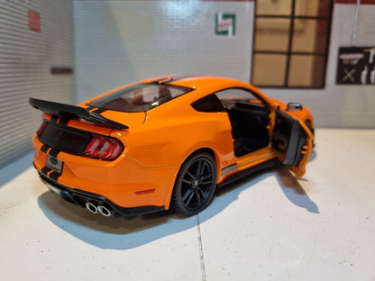 Ford Mustang Shelby - 1:24 Maisto