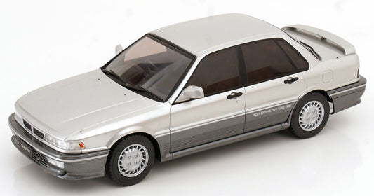 Mitsubishi Galant - 1:18 Ixo