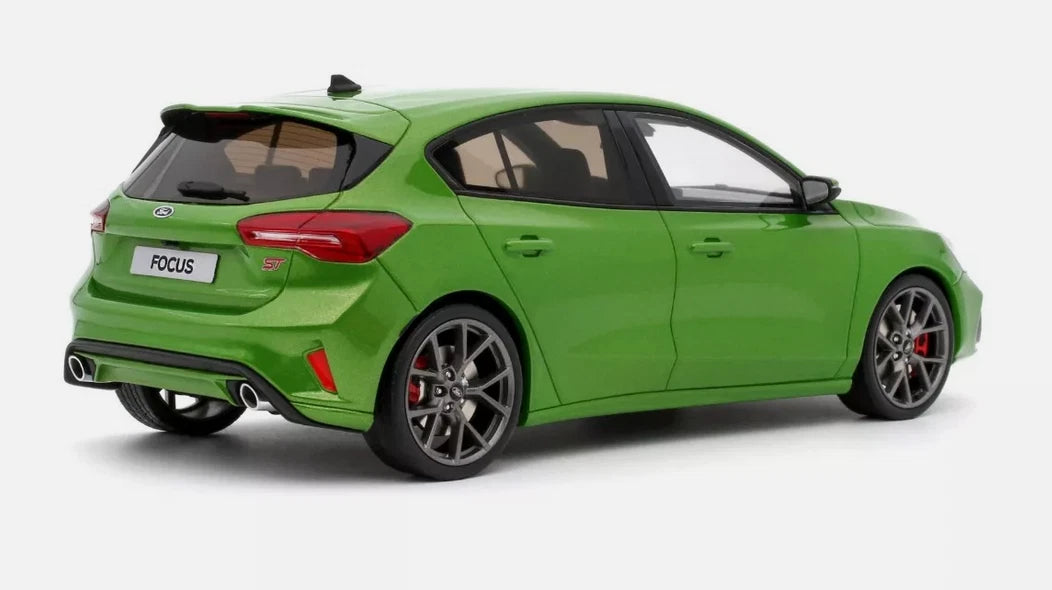 Ford Focus ST - MCG 1:18
