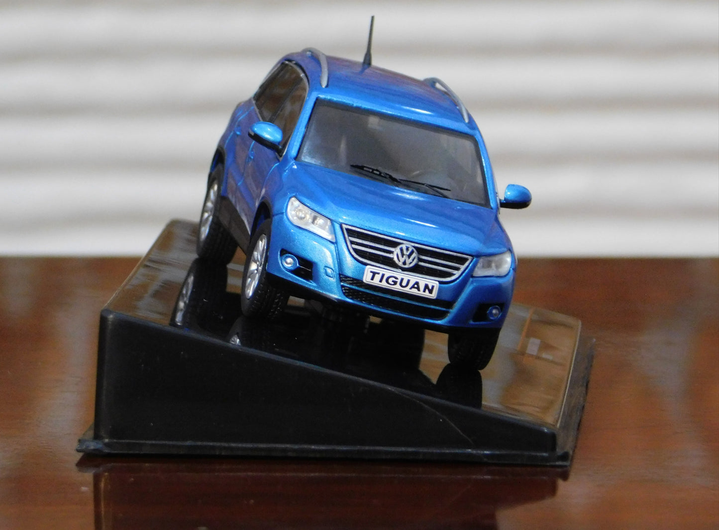 Volkswagen tiguan - 1:43 Ixo