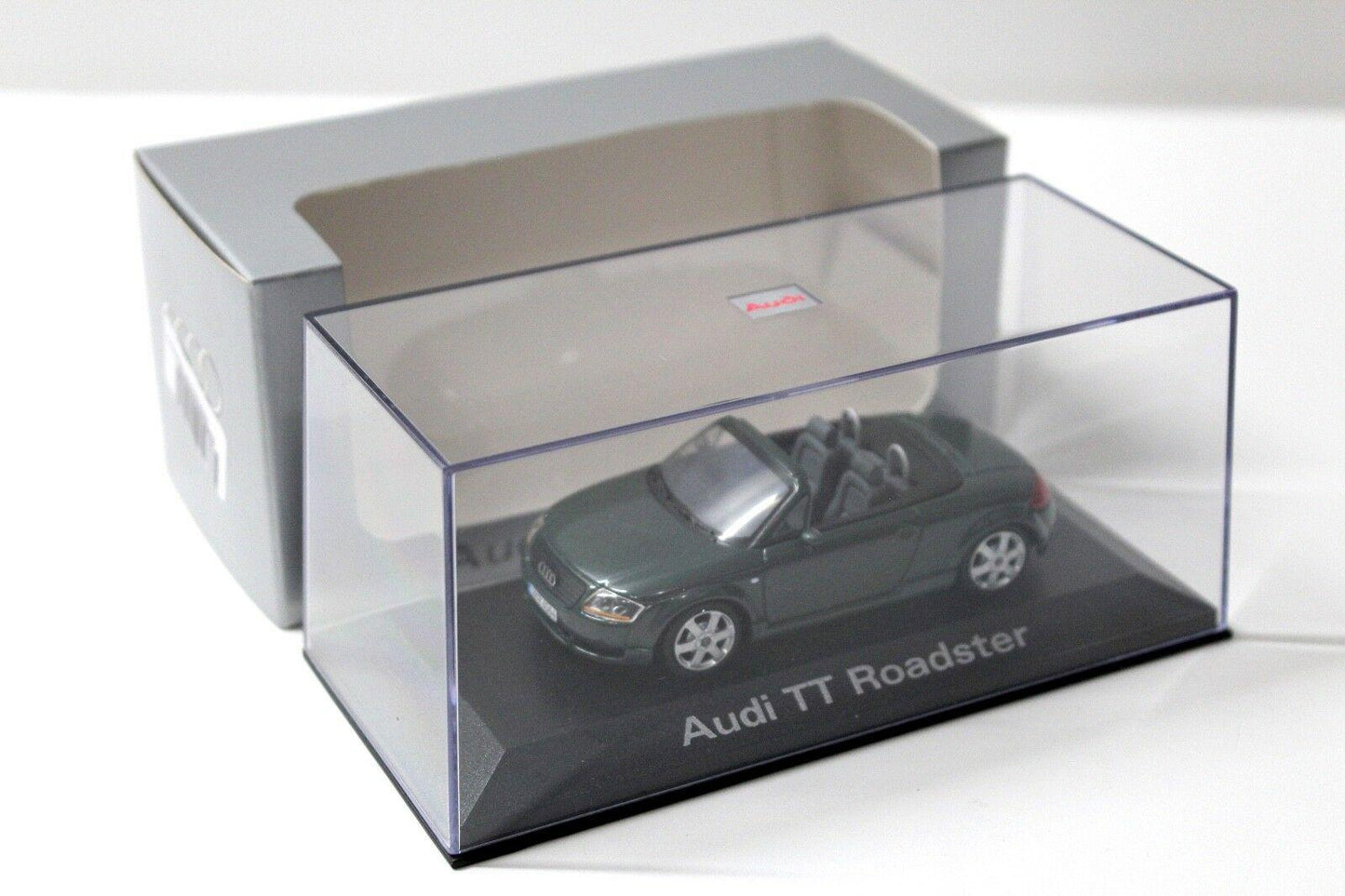 Audi TT roadster - minichamps 1:43