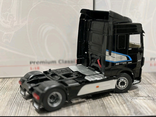 Daf XF space - 1:18 Ixo