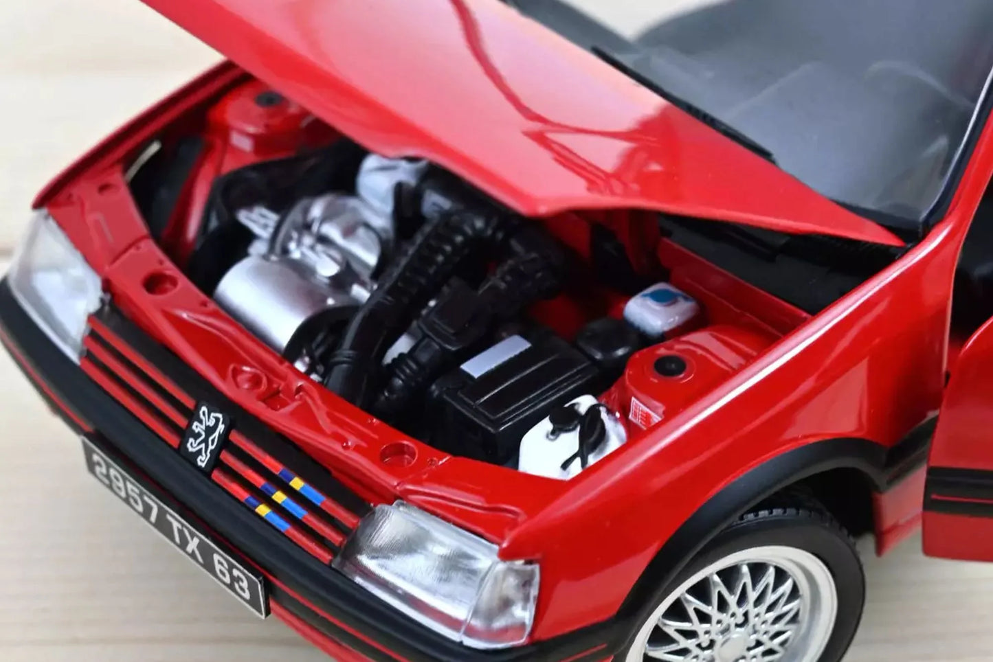 Peugeot 205 gti 1.9 PTS
