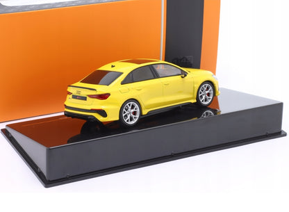 Audi RS3 Limousine - 1:43 Ixo