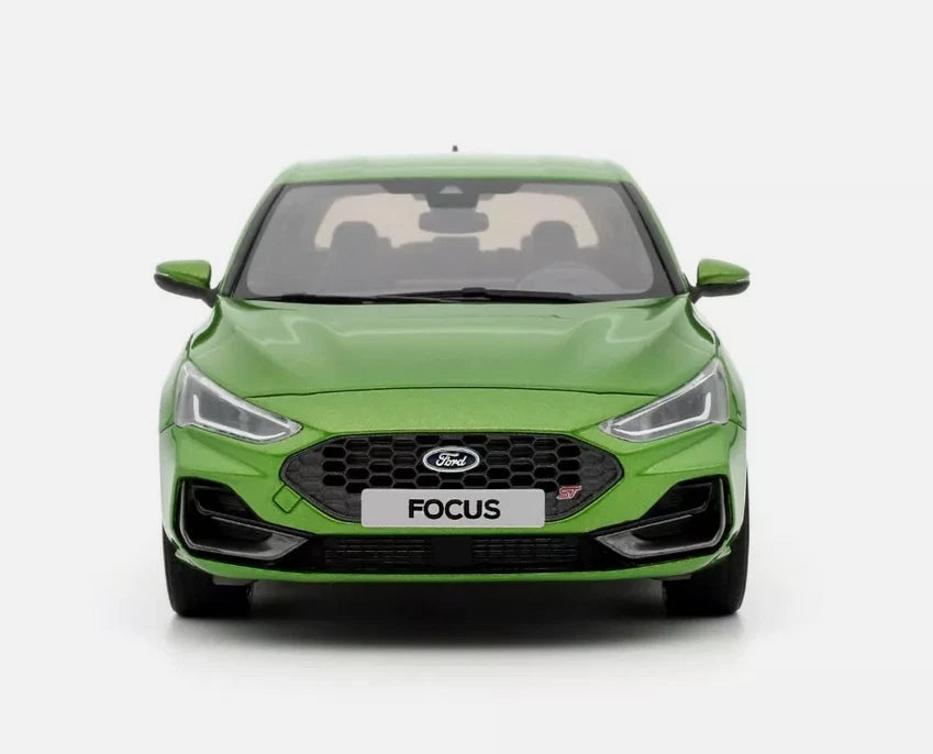 Ford Focus ST - MCG 1:18