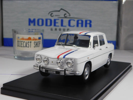Renault 8 Gordini - 1:24 Whitebox