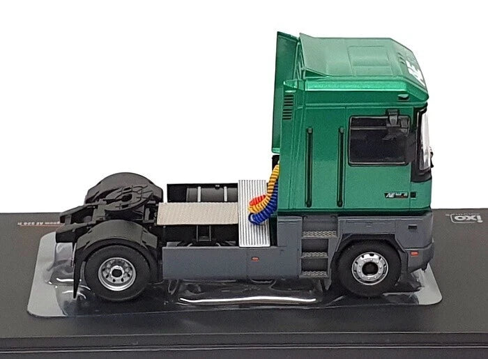 Renault Magnum AE 520 Ti towing - 1/43  IXO