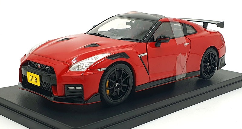 Nissan GT-R Nismo - 1:24 WhiteBox
